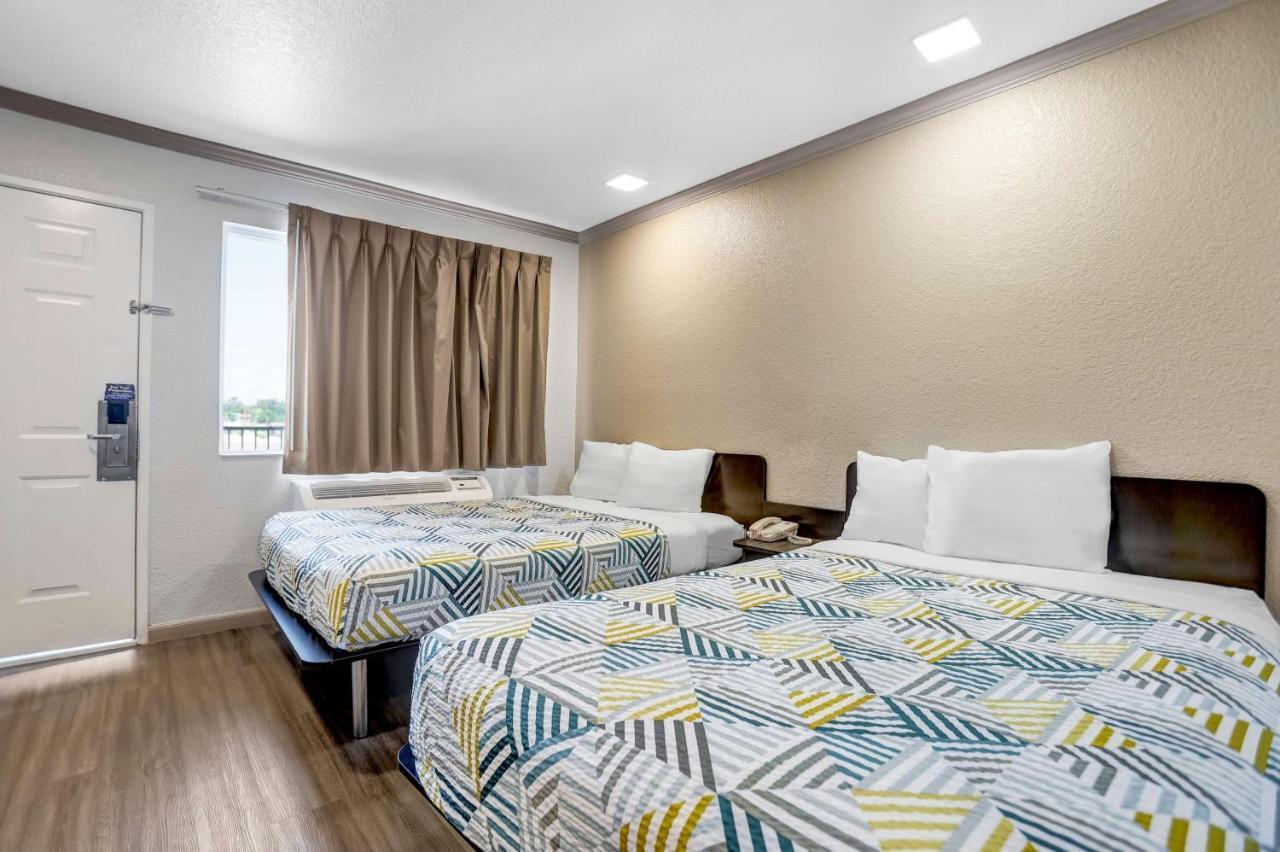 Motel 6-Red Bluff, Ca Εξωτερικό φωτογραφία