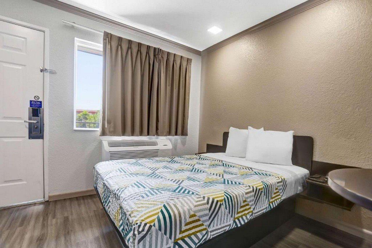 Motel 6-Red Bluff, Ca Εξωτερικό φωτογραφία